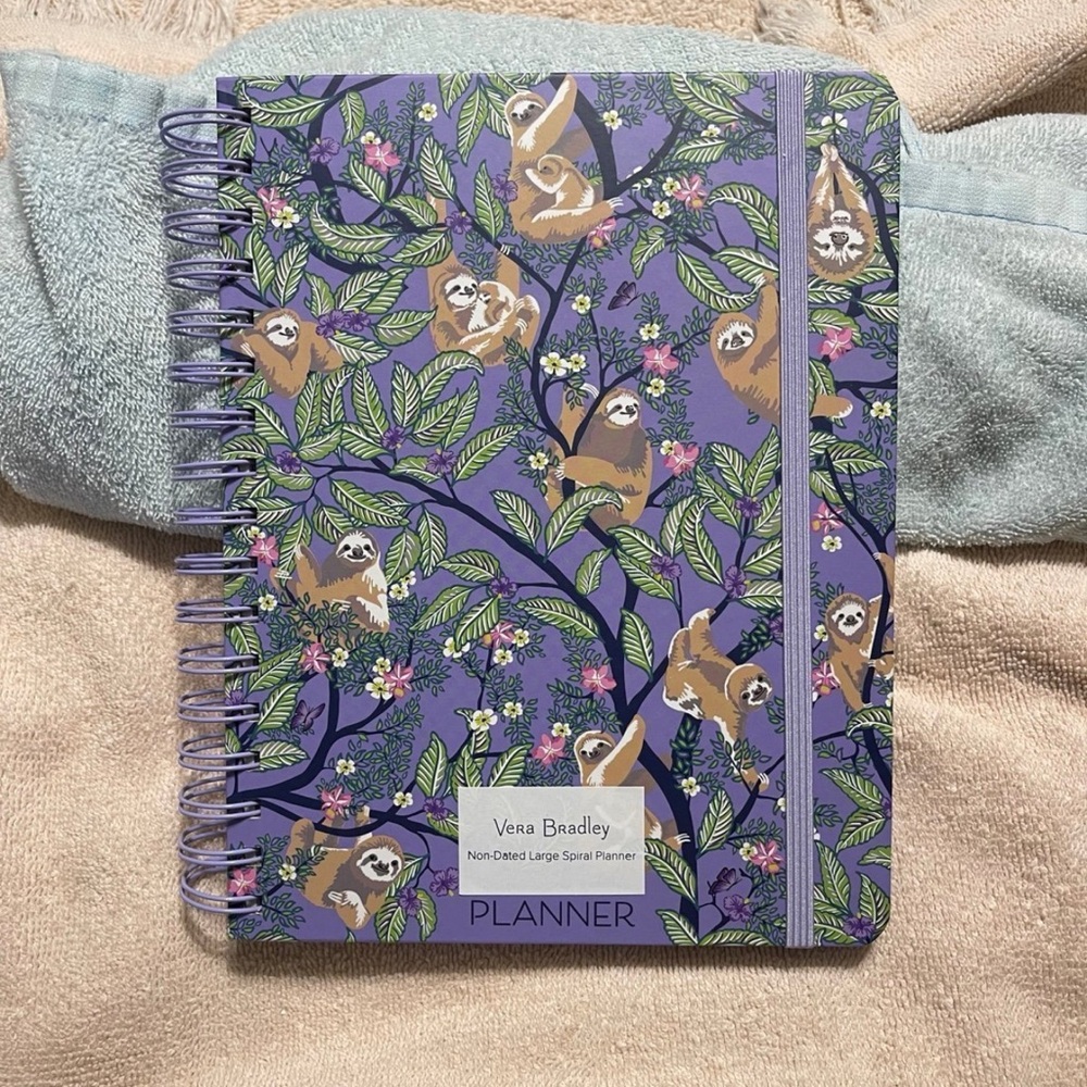 NWT Vera Bradley Hanging Around Purple Non-Dated Planner